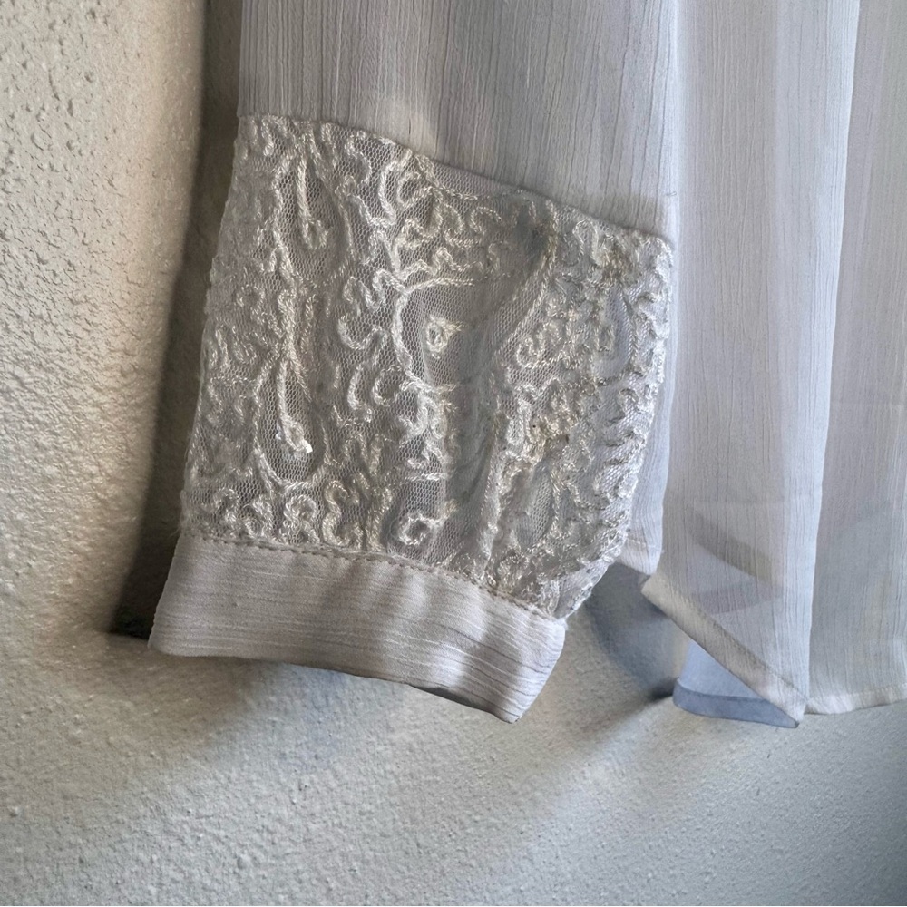 Ariat White Sheer Lace with Braided Tie at V-Neck Lace Detail SZ S - Picture 3 of 15